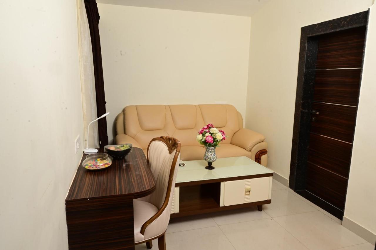 Vits Shanti Solitaire, Arpora Luaran gambar